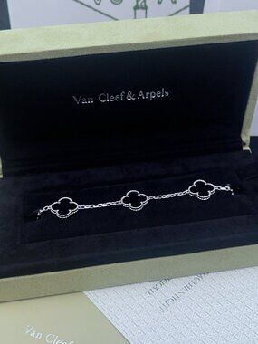 Van Cleef & Arpels Black and Silver Alhambra Bracelet